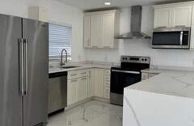 1848 NW 55th Avenue 3x, Lauderhill, FL 33313 photos photos