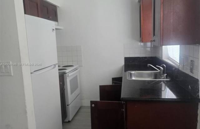 4090 NW 31st Ter photos photos