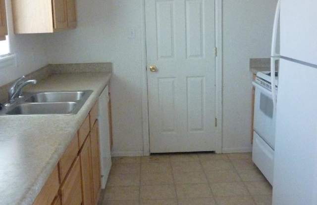 2819 Meade Ct Gallery 2