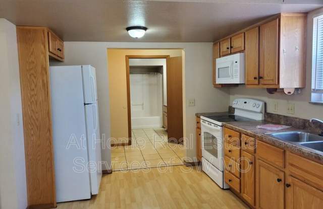 625 W Meadowview Gallery 2