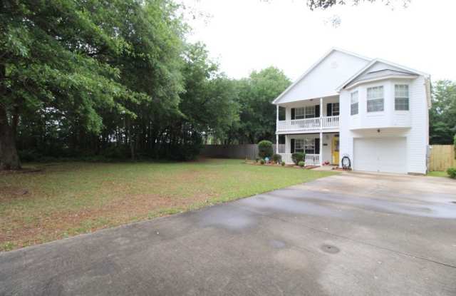 1425 Mayfield Drive Gallery 2