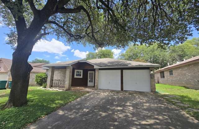 8015 FOREST ASH photos photos