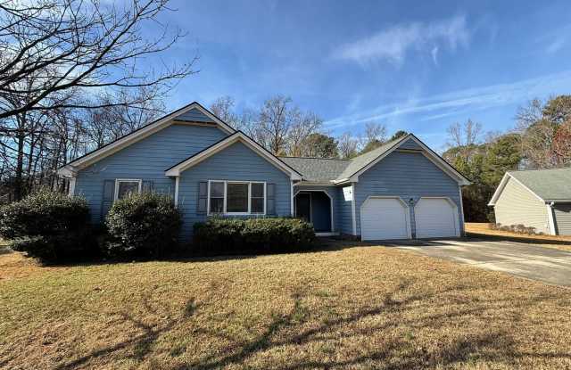 Beautiful Ranch style 3 Bed 2 Bath Home! Large Yard and 2 Car Garage! photos photos
