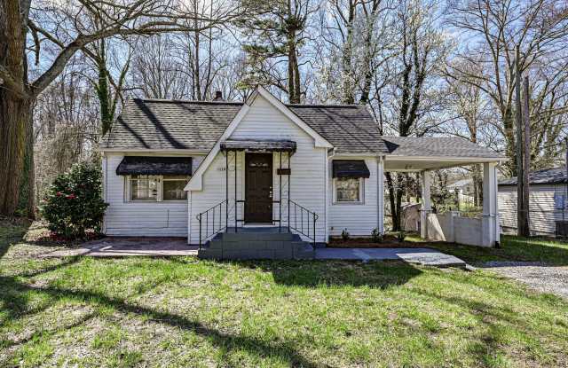 1119 West Davidson Avenue - 1119 West Davidson Avenue, Gastonia, NC 28052