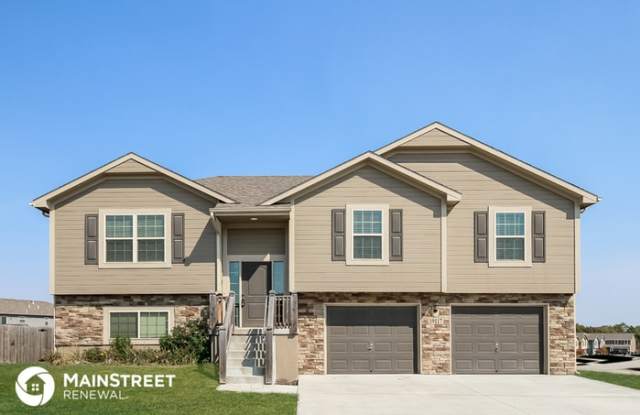 19117 Corbyn Lane - 19117 Corbyn Ln, Smithville, MO 64089