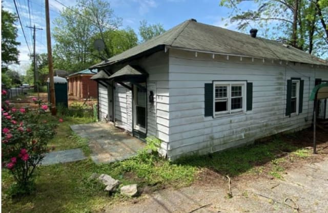 516 Cemetery Drive - 516 Cemetery Drive, Corinth, MS 38834