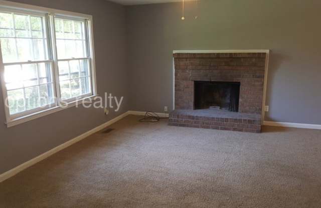 4854 Manor Drive Southwest Gallery 4