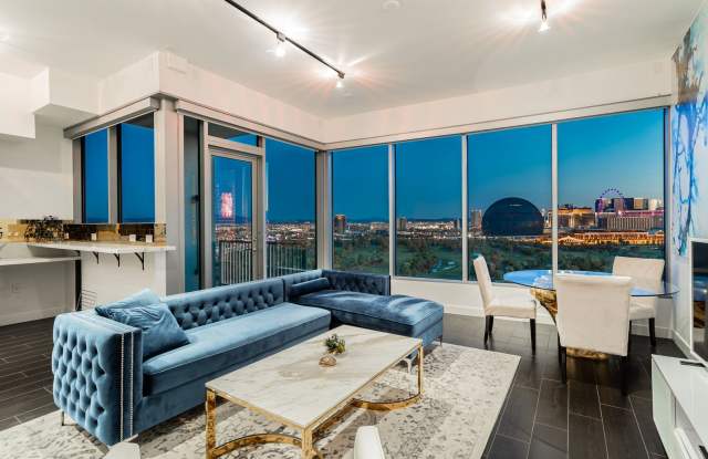 Fully Furnished High Rise with Wynn Golf Course Views! photos photos Fully Furnished High Rise with Wynn Golf Course Views! photos photos
