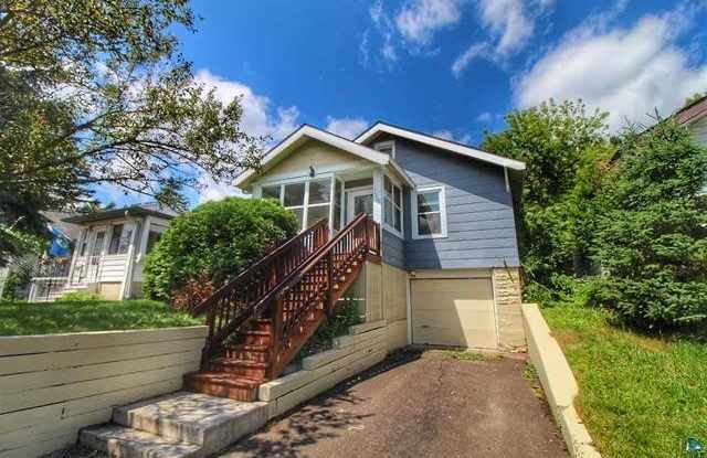 AVAILABLE JUNE - Beautiful 4 Bed 1 Bath Near UMD photos photos