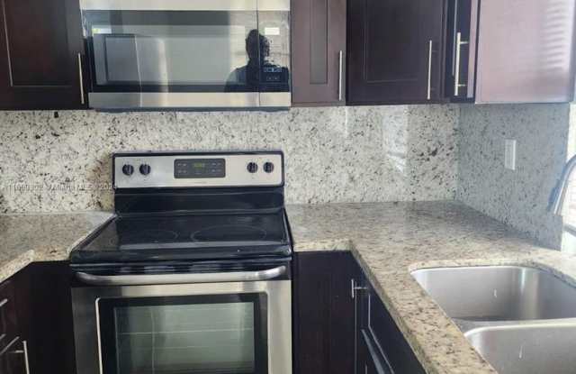 1726 SW 25th Avenue 1, Miami, FL 33145 - 1726 Southwest 25th Avenue, Miami, FL 33145