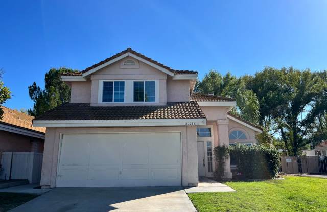 3Bd/2.5Ba Home with New Carpet & Flooring! photos photos