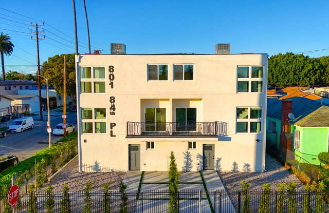 801 1/2 East 84th Place photos photos