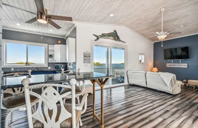 380 BAYSHORE DRIVE Gallery 4