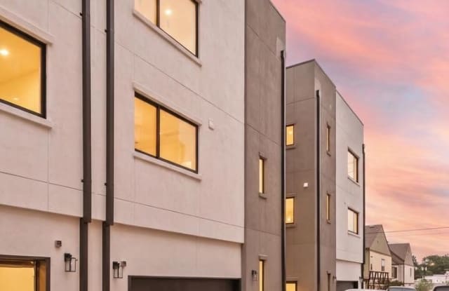 222 E Courtland Pl Gallery 2