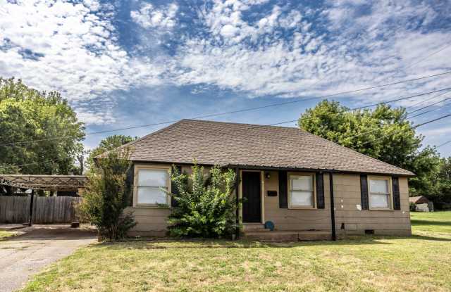 Single family 2 bed 1 bath home near SWOSU photos photos