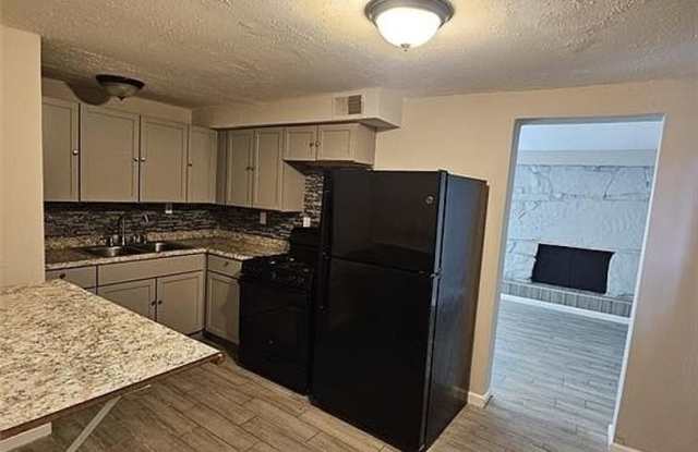 Newly Remodeled 3 Beds 1 Bath Gallery 4