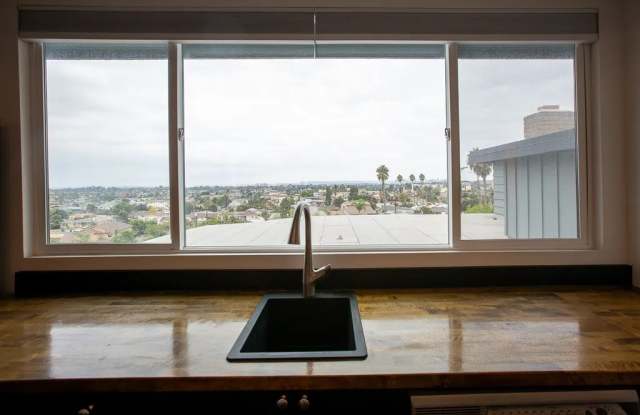 5540 Las Alturas Ter # E - 5540 Las Alturas Terrace, San Diego, CA 92114