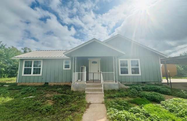 3210 Lake Dr - 3210 Lake Drive, San Angelo, TX 76903