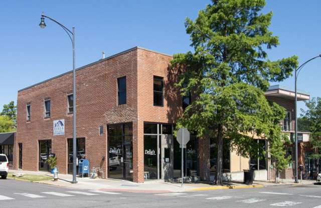 909 E Ash Gallery 1