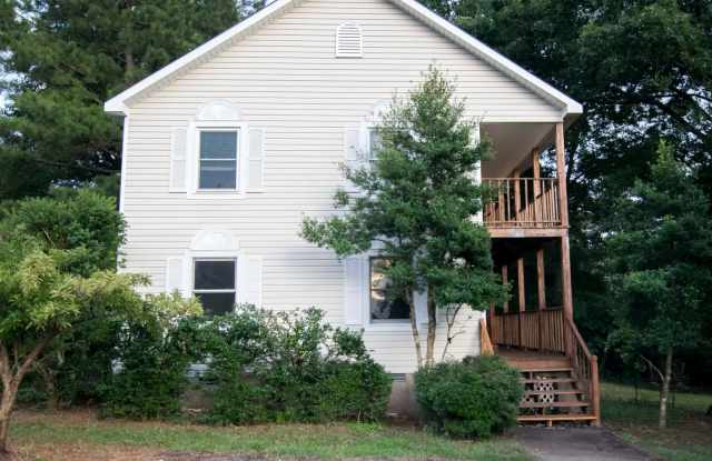 4/2 apartment off of Milledge photos photos