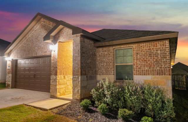 Spacious 4BR Home in New Braunfels photos photos