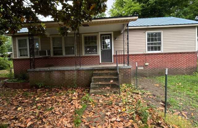 505 North College St. photos photos