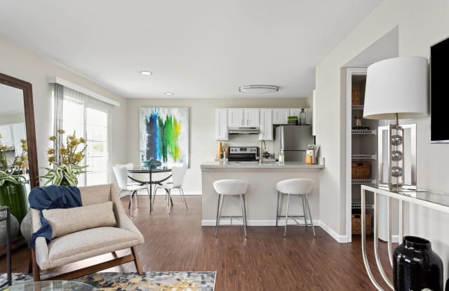 Schirm Farms Apartments Gallery 1