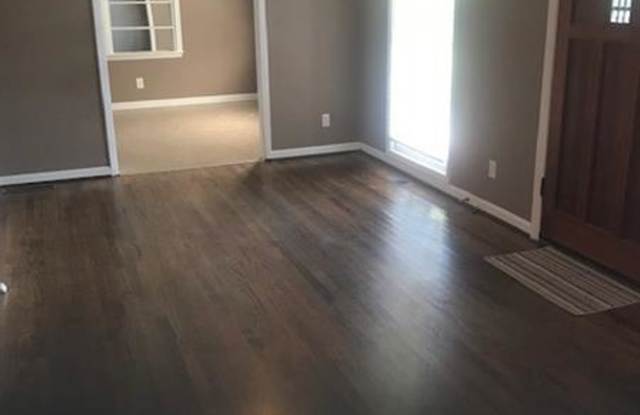 4590 Braselton Highway Gallery 2