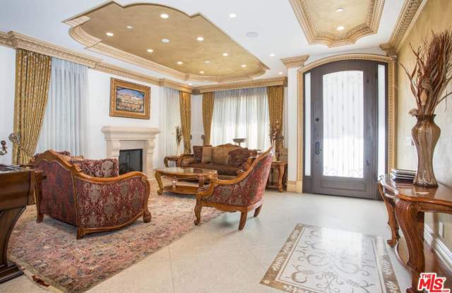 1520 REXFORD Drive Gallery 3
