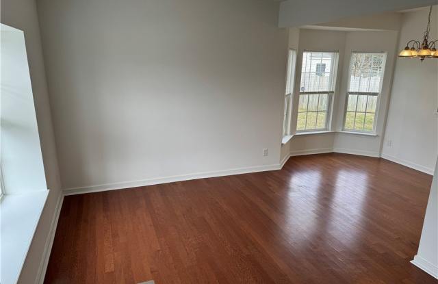 1109 Magnolia Pointe Boulevard Gallery 4