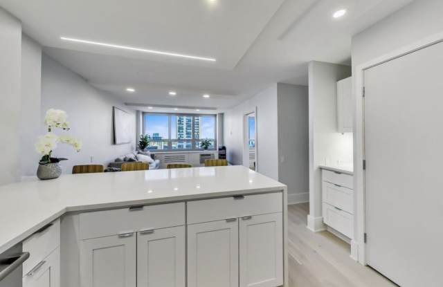 88 West Schiller Street photos photos