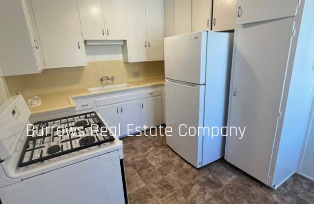 Midtown Ventura - 1 bedroom, 1 bathroom upstairs apartment photos photos