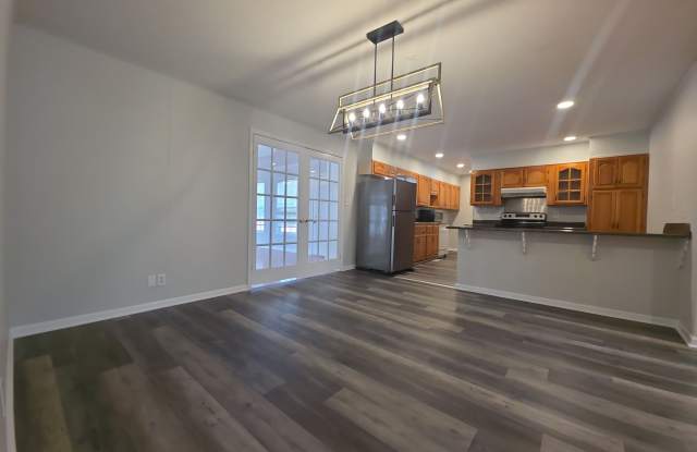 5020 Northwest Parkwood Drive Gallery 4
