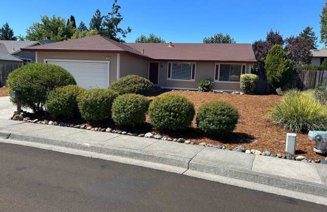 4 bed/ 2 bath in Rohnert Park Gallery 1