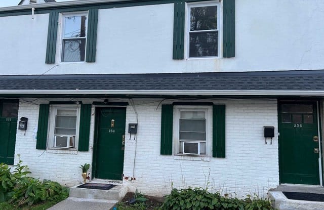 236 Warren Street - 236 Warren Street, Englewood, NJ 07631