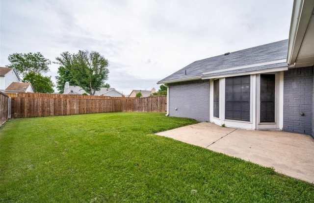 1312 Creekwood Court Gallery 4