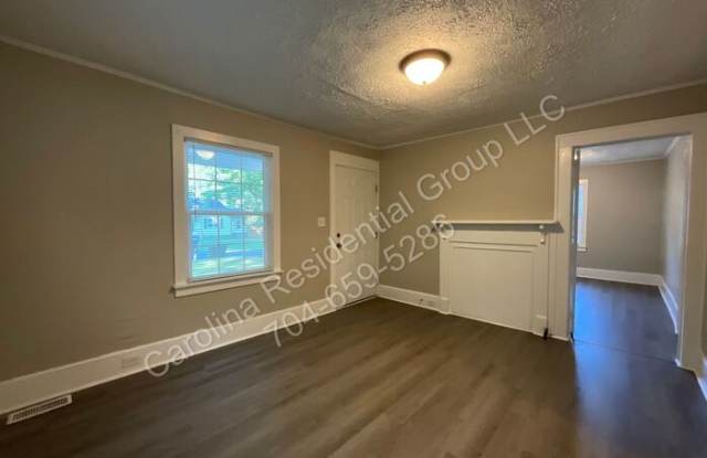 1034 Ridge Avenue Gallery 3
