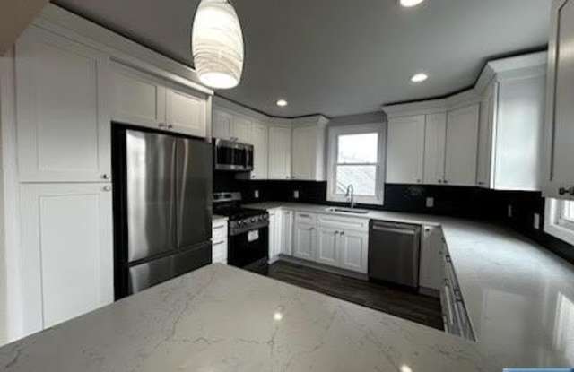 195 Closter Dock Road Gallery 2