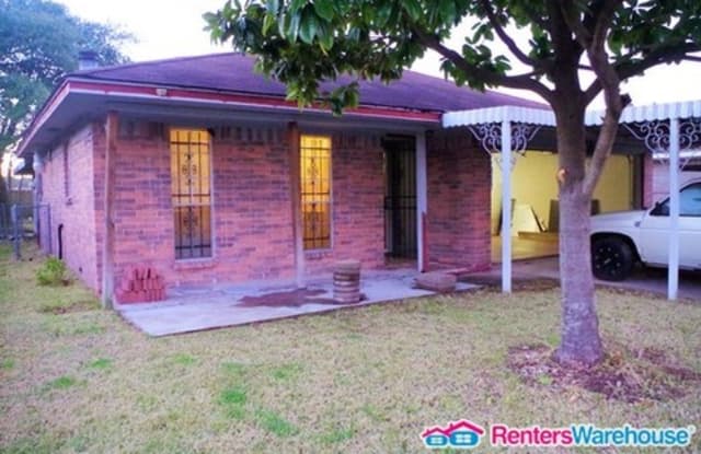 1119 Greencroft St - 1119 Greencroft Street, Channelview, TX 77530
