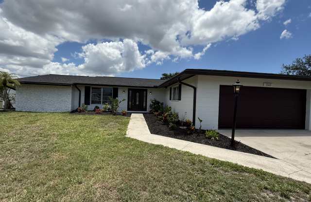 3348 Pinetree St photos photos