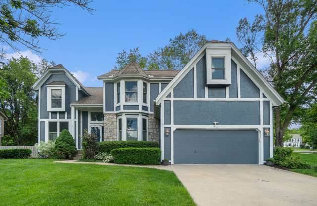 4 Bed 5 Bath home in Overland Park photos photos