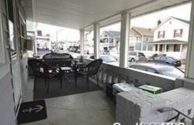 39 Virginia Avenue Gallery 2