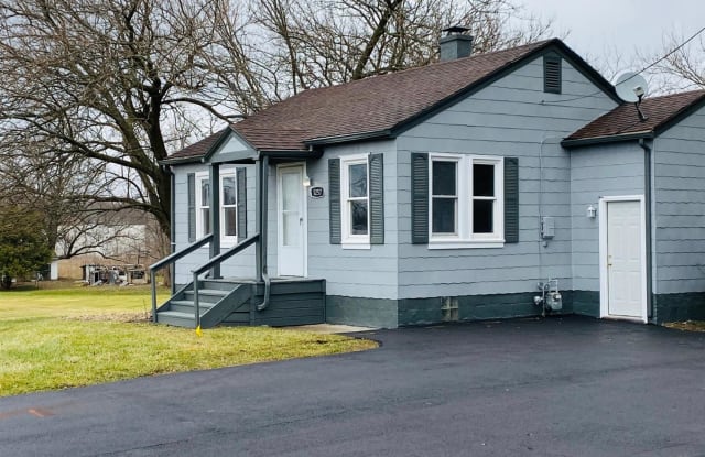 1257 Horse Prairie Avenue - 1257 Horse Prairie Avenue, Valparaiso, IN 46385