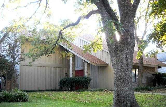 766 Hummingbird Circle Gallery 2