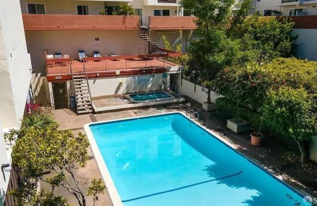 288 Whitmore ST 327 photos photos