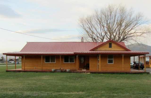 214 Center Street photos photos