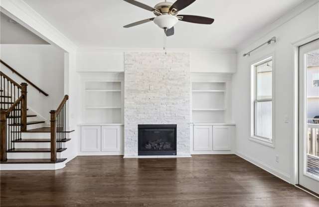2436 Skyland Way Northeast - 1 Gallery 3