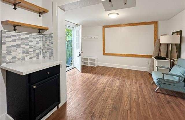 2229 SAINT ANDREW Street photos photos