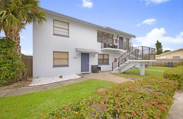 8507 Sunset Drive - 8507 Sunset Drive, Palm Beach Gardens, FL 33410