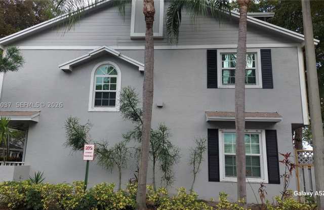 14631 SW 122nd Pl Gallery 1